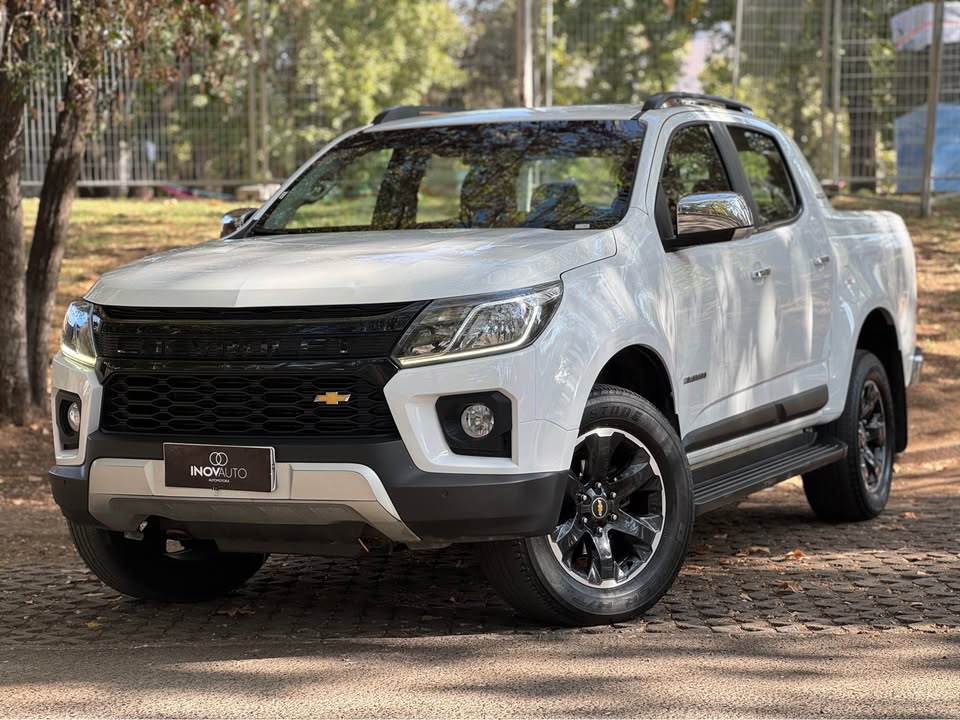 Chevrolet Colorado High Country AT 4WD año 2022